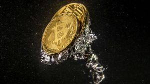 Con todos los ojos puestos en Libra, Bitcoin cae profundamente